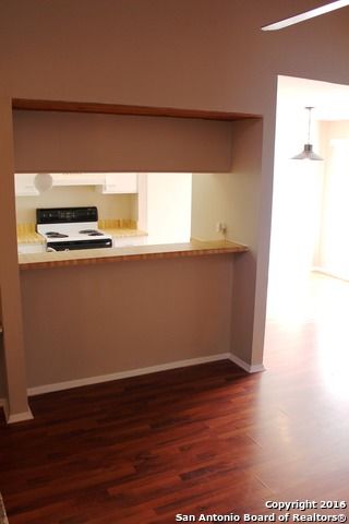 3843 Barrington St Apt 219E, San Antonio, TX 78217