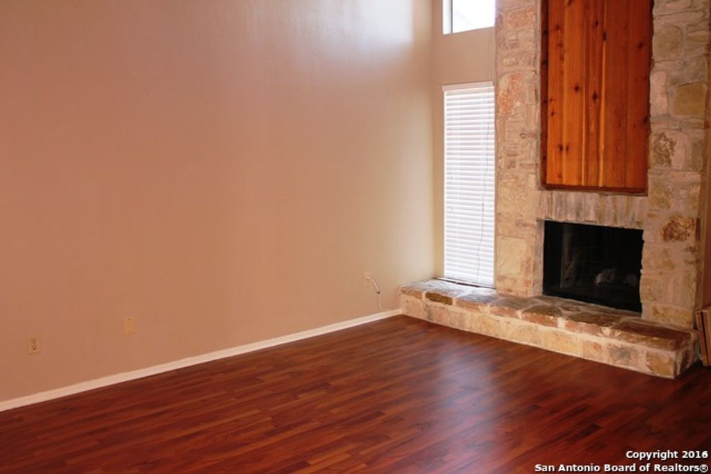 3843 Barrington St Apt 219E, San Antonio, TX 78217