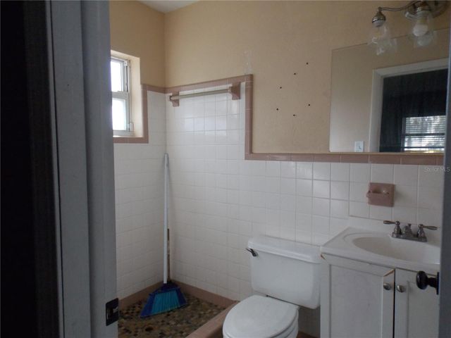 1827 SE 7TH AVENUE, Ocala, FL 34471