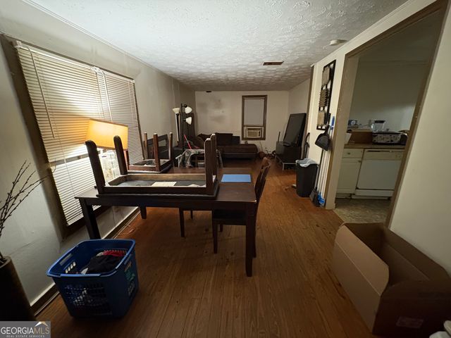 6270 Pinegrove Road, Riverdale, GA 30274