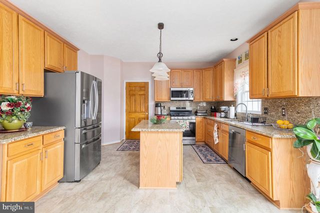 6910 GOVERNORS GRANT LN, Fredericksburg, VA 22407