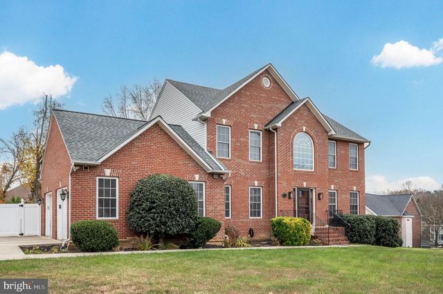 6910 GOVERNORS GRANT LN, Fredericksburg, VA 22407