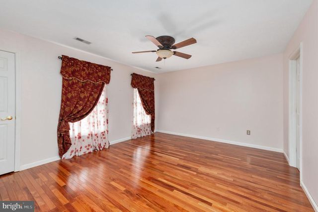 6910 GOVERNORS GRANT LN, Fredericksburg, VA 22407