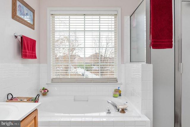 6910 GOVERNORS GRANT LN, Fredericksburg, VA 22407