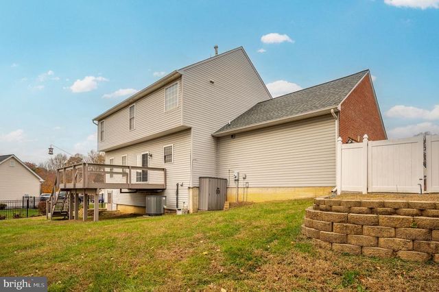 6910 GOVERNORS GRANT LN, Fredericksburg, VA 22407