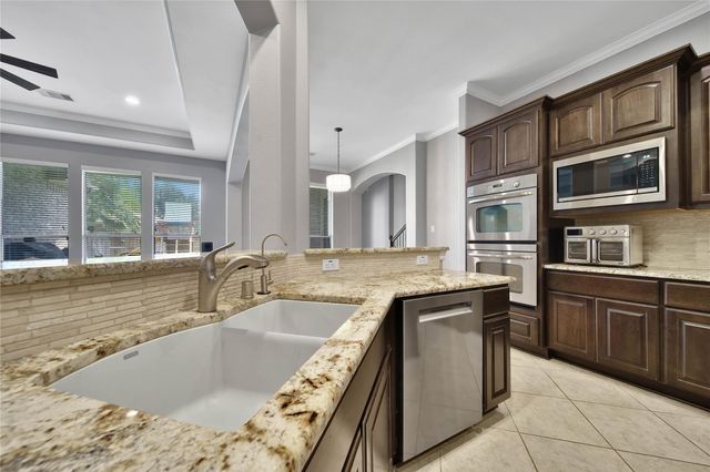 10118 Hutton Park Drive, Katy, TX 77494