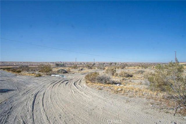 0 ., Oro Grande, CA 92368