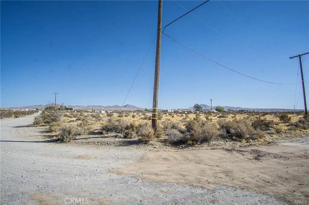 0 ., Oro Grande, CA 92368