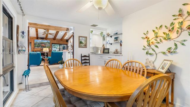 2455 Flamingo Ln, Fort Lauderdale, FL 33312