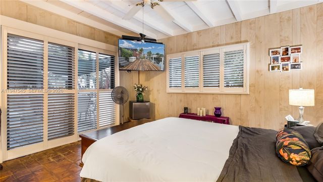 2455 Flamingo Ln, Fort Lauderdale, FL 33312