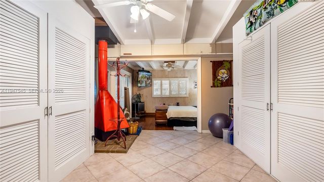 2455 Flamingo Ln, Fort Lauderdale, FL 33312