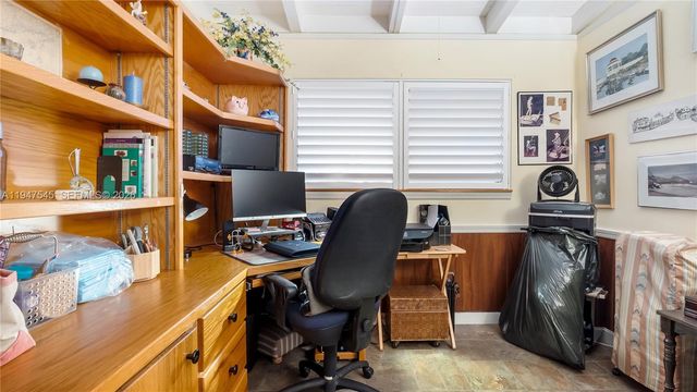 2455 Flamingo Ln, Fort Lauderdale, FL 33312