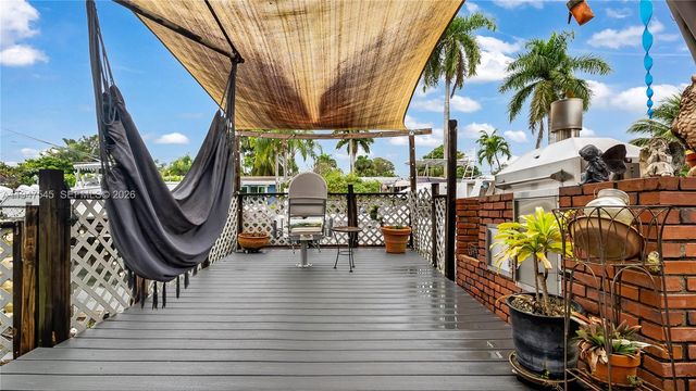 2455 Flamingo Ln, Fort Lauderdale, FL 33312