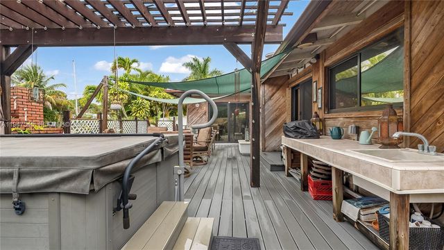 2455 Flamingo Ln, Fort Lauderdale, FL 33312