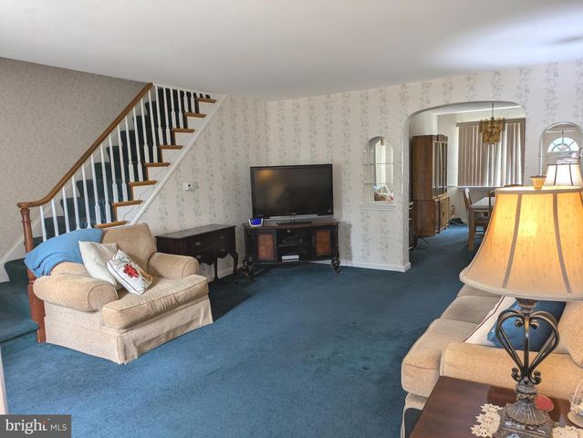 2328 HIGHLAND AVE, Drexel Hill, PA 19026
