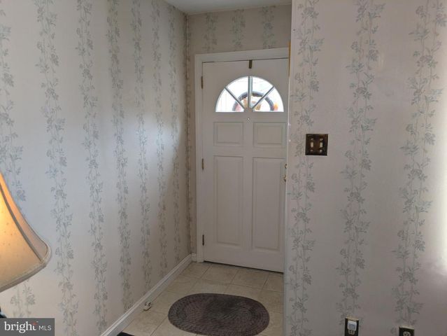 2328 HIGHLAND AVE, Drexel Hill, PA 19026