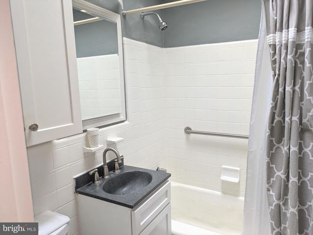 2328 HIGHLAND AVE, Drexel Hill, PA 19026