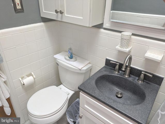 2328 HIGHLAND AVE, Drexel Hill, PA 19026