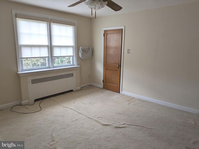 2328 HIGHLAND AVE, Drexel Hill, PA 19026