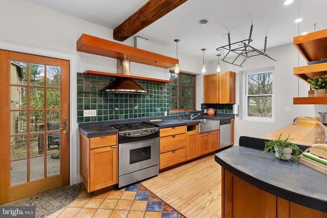 341 CHERRY HILL RD, Princeton, NJ 08540