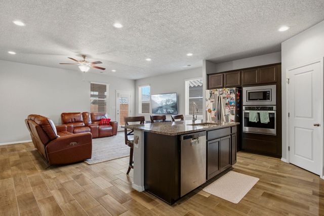 2015 Duke City Street SE, Albuquerque, NM 87123