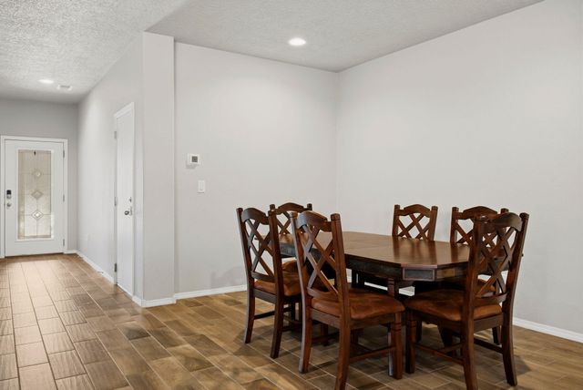 2015 Duke City Street SE, Albuquerque, NM 87123