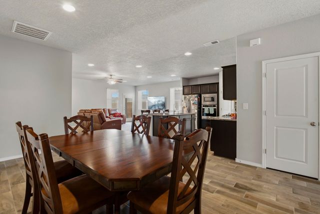 2015 Duke City Street SE, Albuquerque, NM 87123