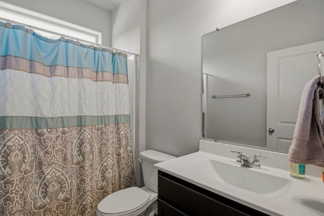 2015 Duke City Street SE, Albuquerque, NM 87123