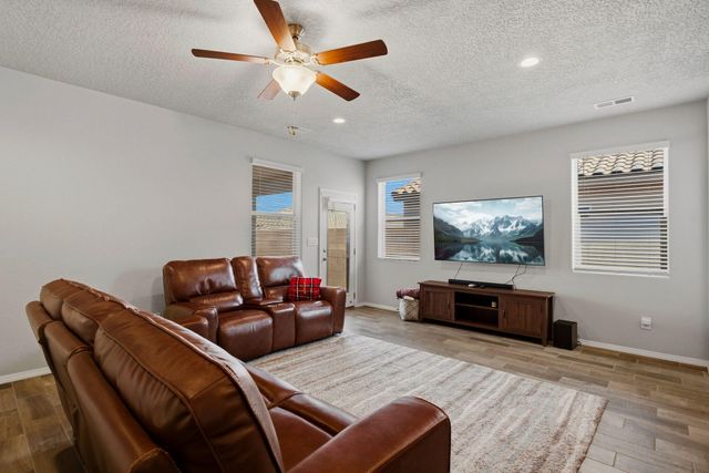 2015 Duke City Street SE, Albuquerque, NM 87123