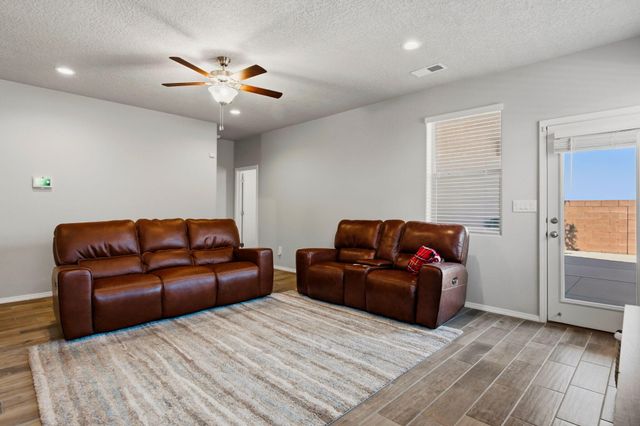 2015 Duke City Street SE, Albuquerque, NM 87123