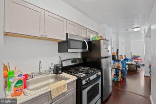 15 HALLEY PL SE, Washington, DC 20032