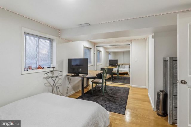 1611 NOYES DR, Silver Spring, MD 20910