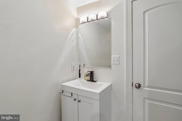 1611 NOYES DR, Silver Spring, MD 20910