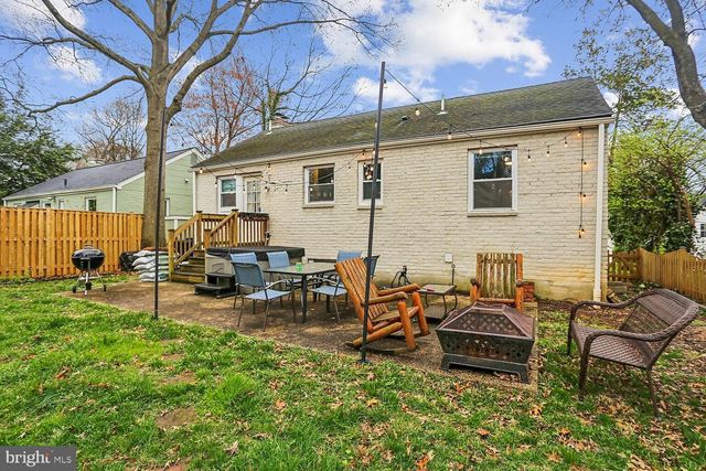 1611 NOYES DR, Silver Spring, MD 20910