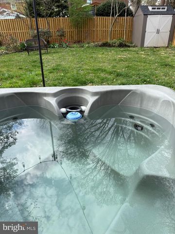 1611 NOYES DR, Silver Spring, MD 20910