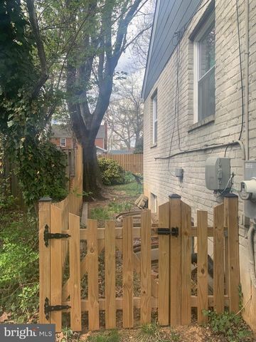 1611 NOYES DR, Silver Spring, MD 20910