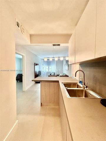 100 Lincoln Rd 426, Miami Beach, FL 33139