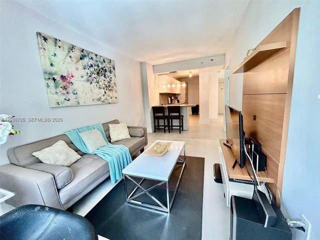 100 Lincoln Rd 426, Miami Beach, FL 33139