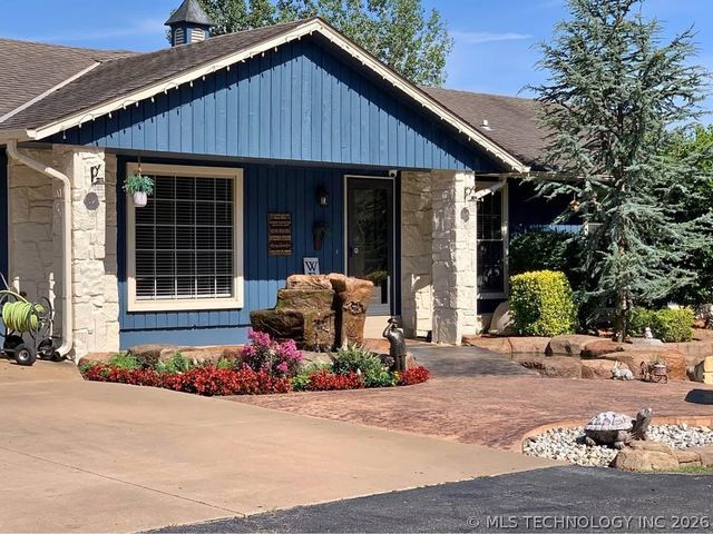 403000 W 2150 Drive, Bartlesville, OK 74006