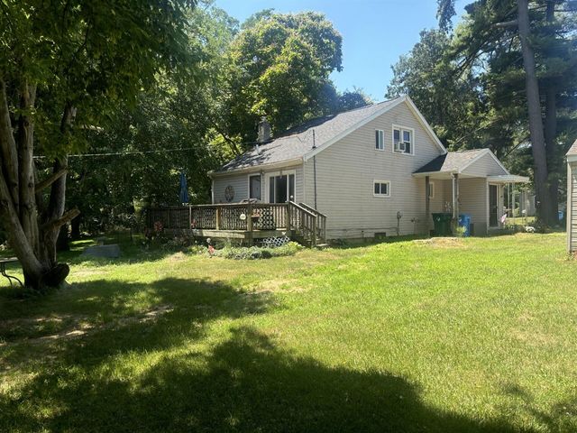 2545 Massena Avenue, Commerce Twp, MI 48382