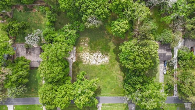 488 Magnolia Wood Ave, Baton Rouge, LA 70808