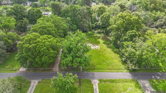 488 Magnolia Wood Ave, Baton Rouge, LA 70808