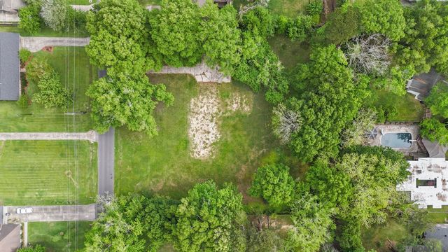 488 Magnolia Wood Ave, Baton Rouge, LA 70808