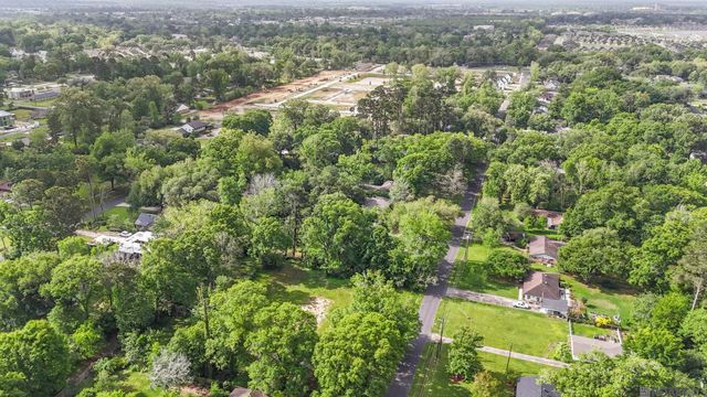 488 Magnolia Wood Ave, Baton Rouge, LA 70808