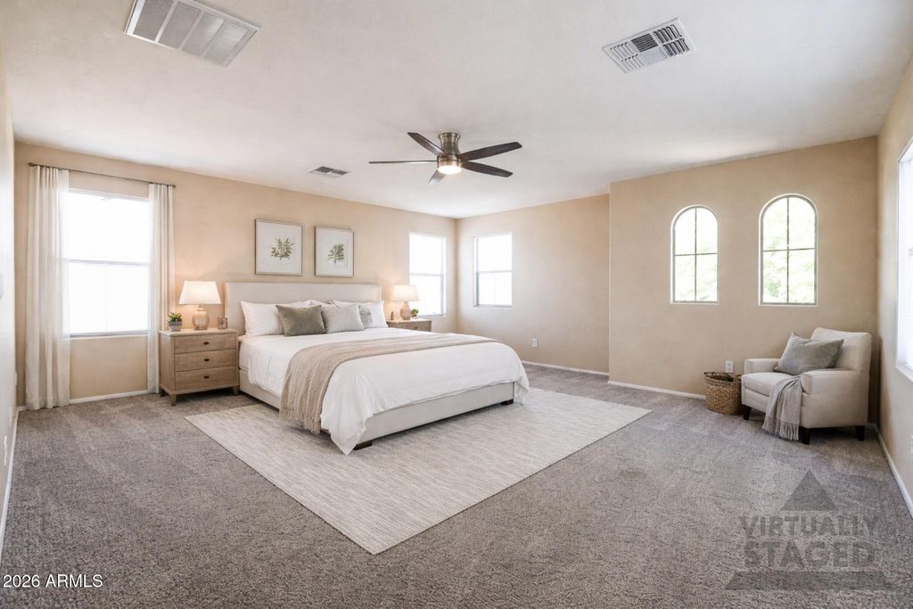 Image 11 of property listing at 17839 W HEARN Road, Surprise, AZ 85388