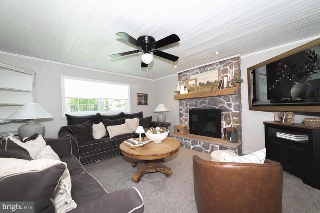 34 MADISON DR, Clementon, NJ 08021
