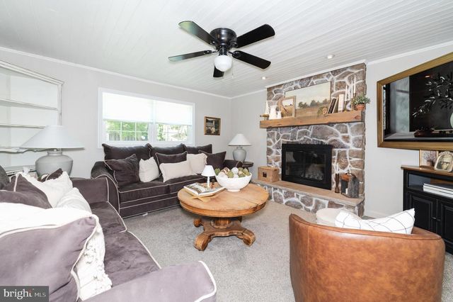 34 MADISON DR, Clementon, NJ 08021