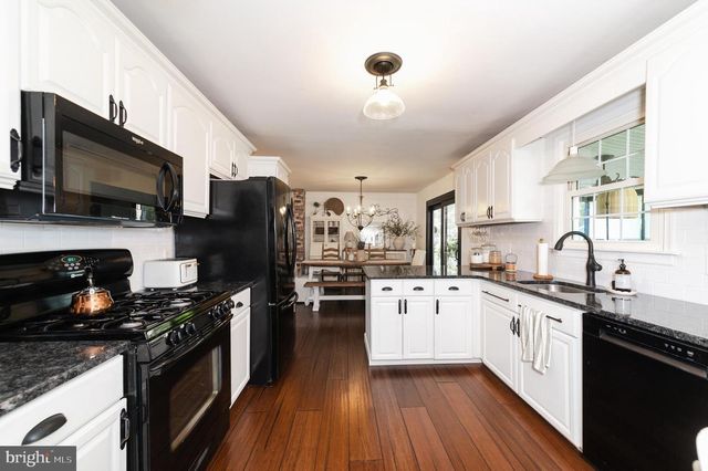 34 MADISON DR, Clementon, NJ 08021