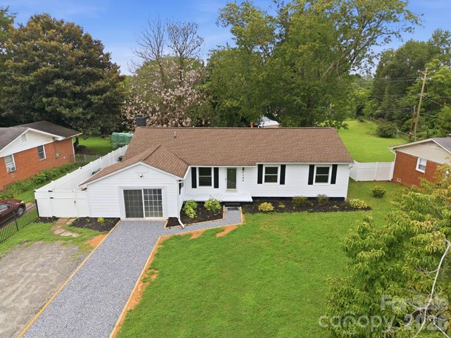 4100 Sudbury Road, Charlotte, NC 28205