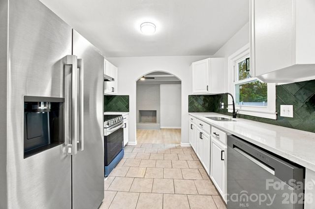 4100 Sudbury Road, Charlotte, NC 28205